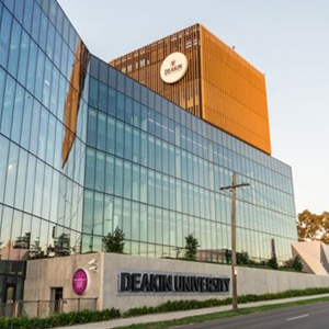 Deakin University expands 2023 by providing 10 more scholarships to international students
